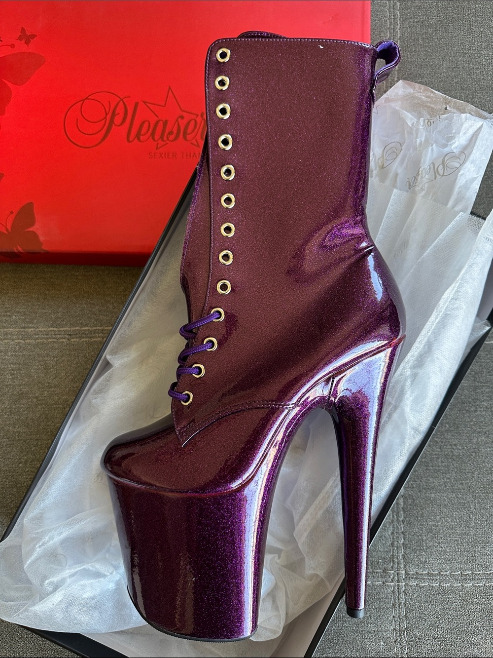 Pleaser Flamingo Purple 1040GP sz8